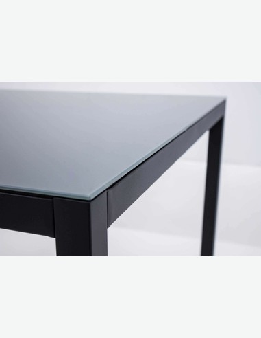 Sedico - Tisch aus schwarzem Metall mit grauer Glasplatte