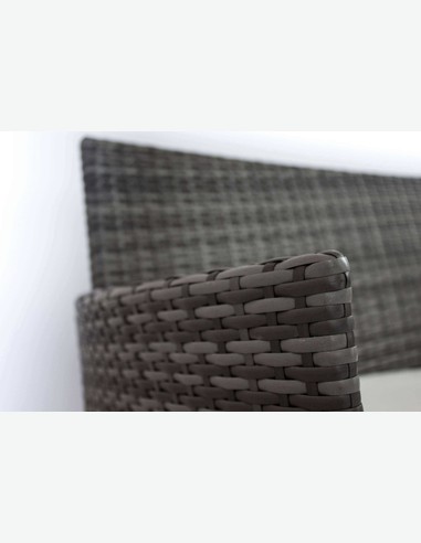 Andria - 2-Sitzer aus grauem Kunstrattan mit Armlehnen, beiger Sitzkissen inklusive