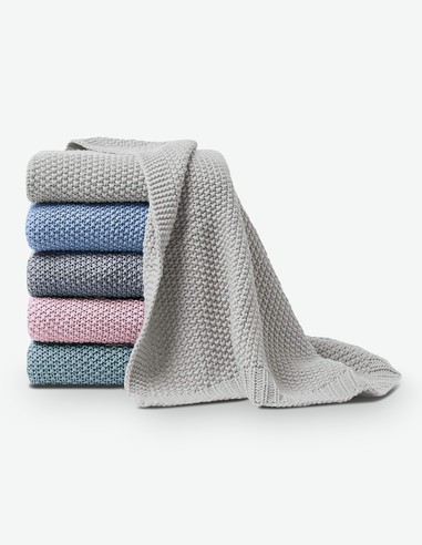 Betta - Angenehme und sanfte Strickdecke 2