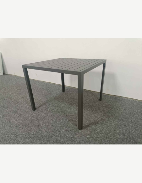 Tavoli da giardino e da esterno