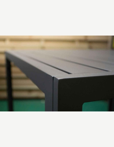 Tavoli da giardino e da esterno