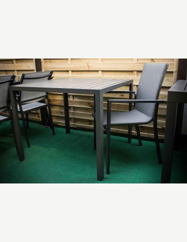 Tavoli da giardino e da esterno